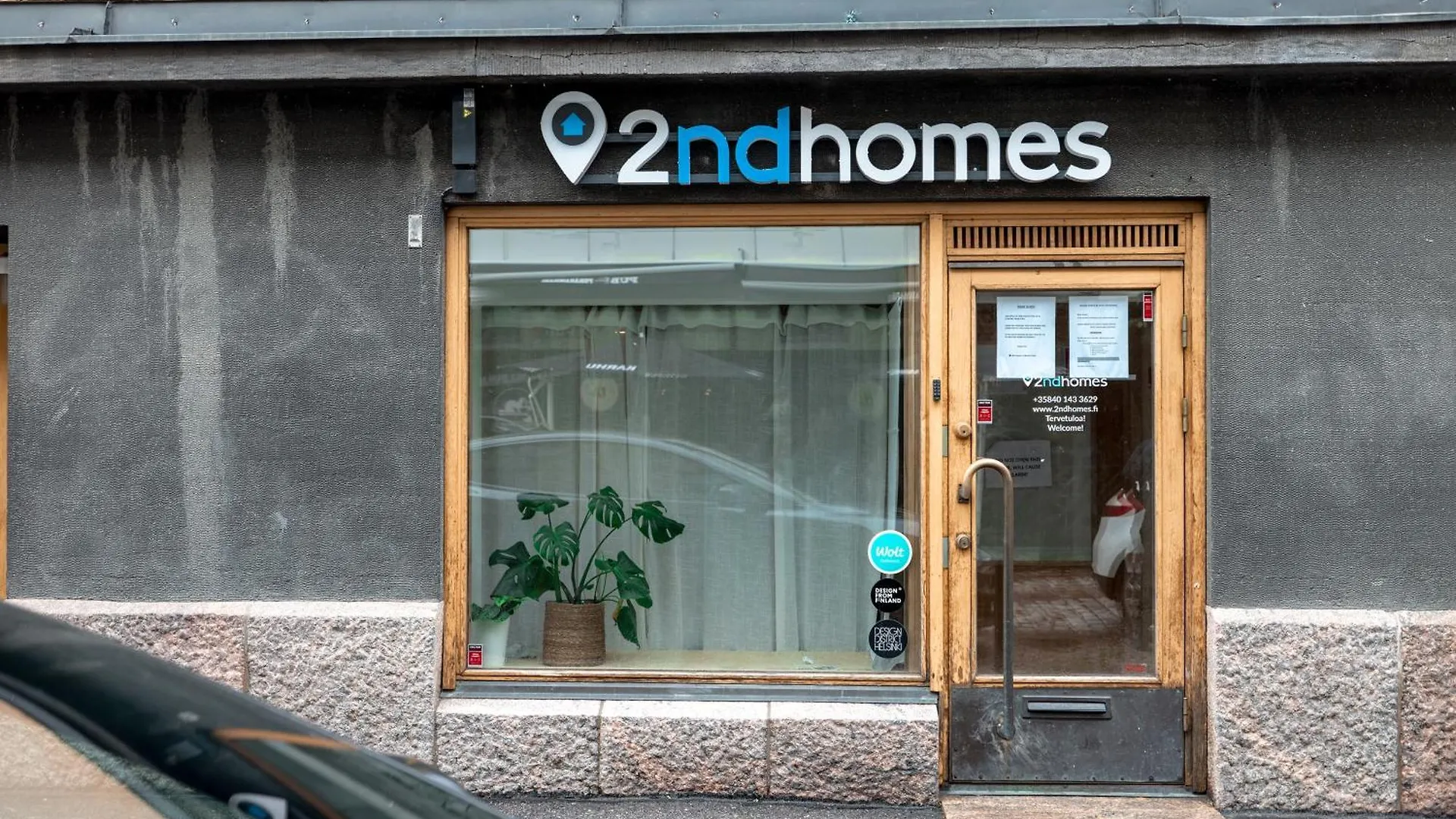 Appartamento 2Ndhomes Stylish Studio With Balcony Helsinki