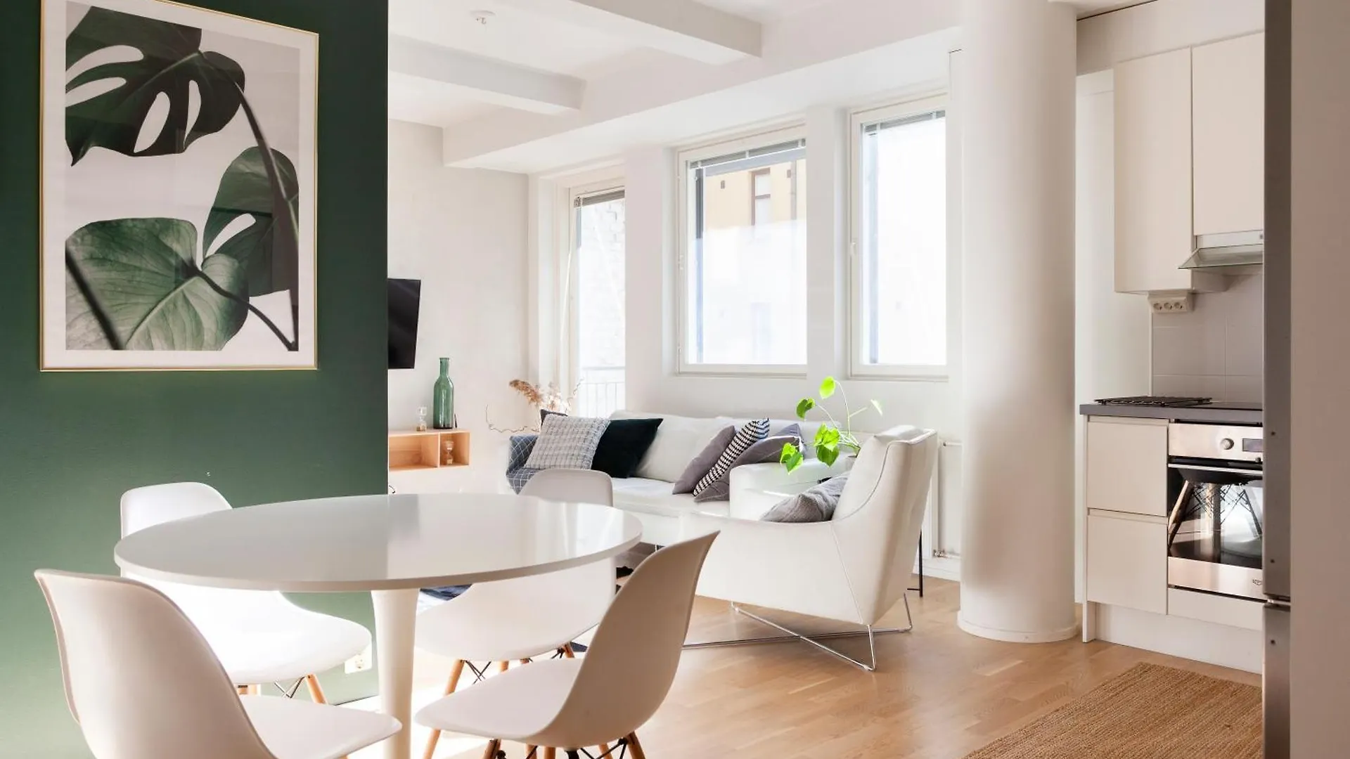 2Ndhomes Stylish Studio With Balcony Helsinki