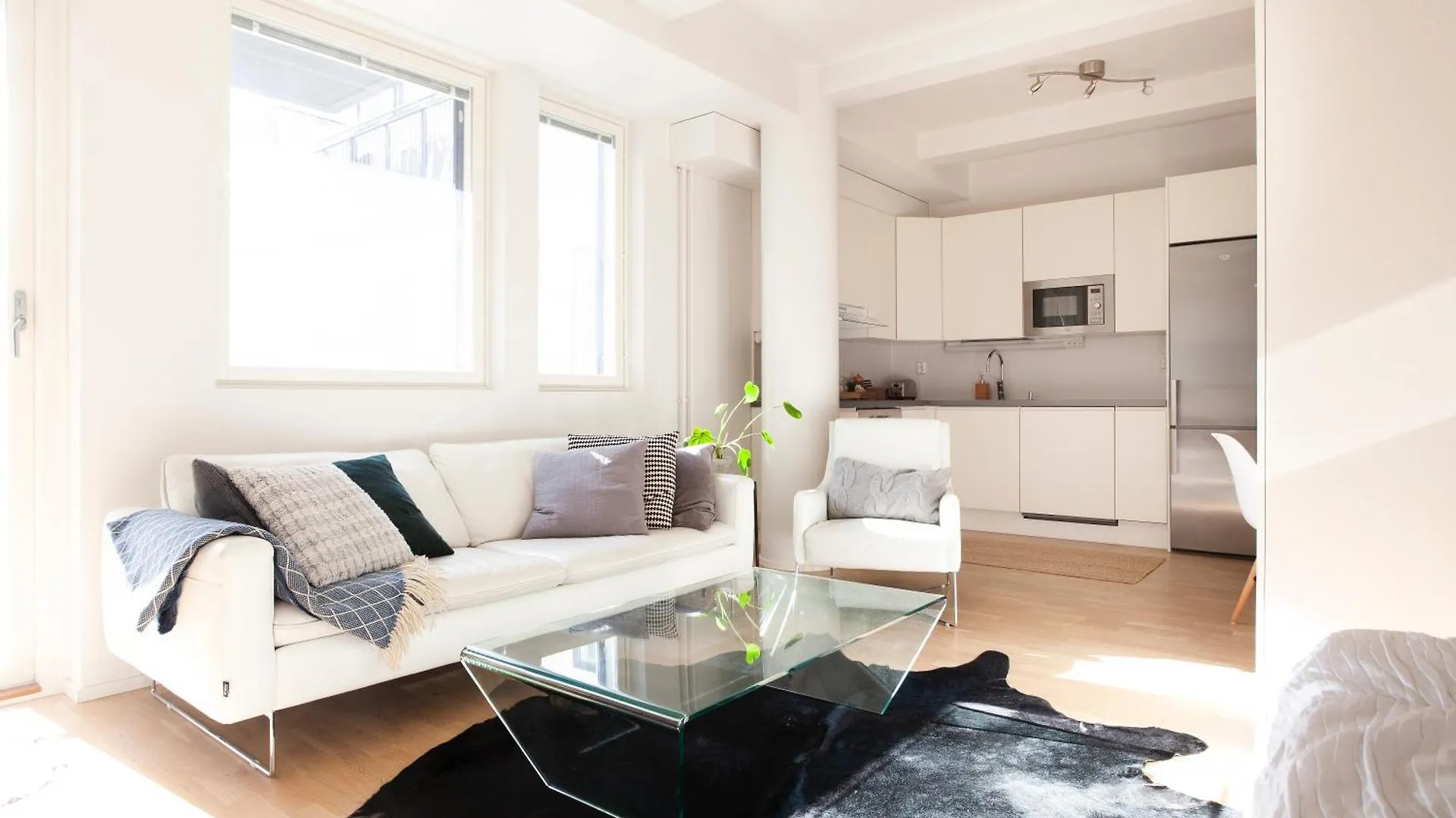 2Ndhomes Stylish Studio With Balcony 赫尔辛基 公寓